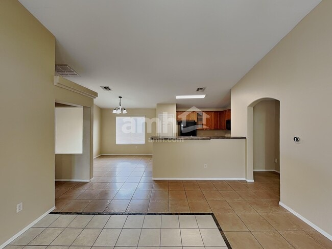 Building Photo - 11488 W Anasazi Passage St