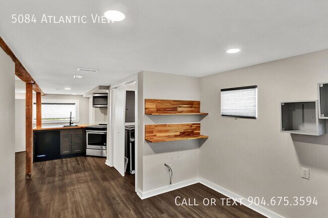 Building Photo - 5084 Atlantic View