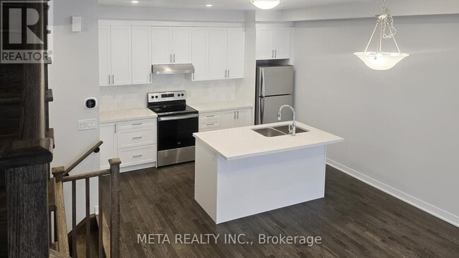 Photo du bâtiment - 87 Anna Russell Way