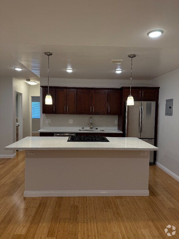 Building Photo - 4415 Inglewood Blvd