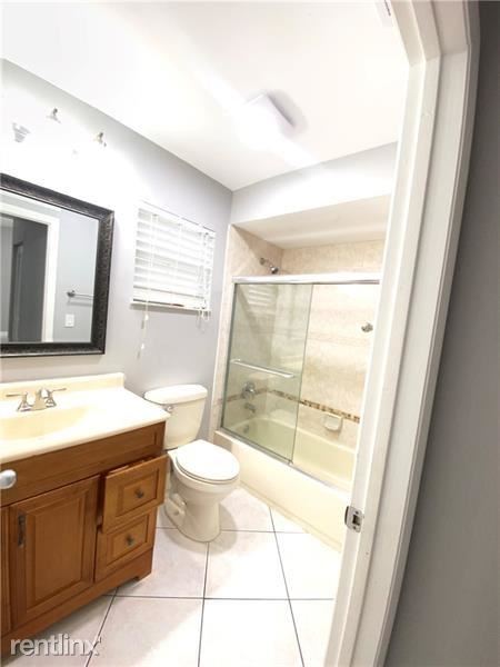 Foto del edificio - 3 br, 2 bath House - 5560 NW 50th Ave