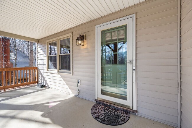 Foto del edificio - 3 Bedroom House in Forest