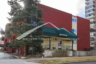 Building Photo - 200 N Pearl St