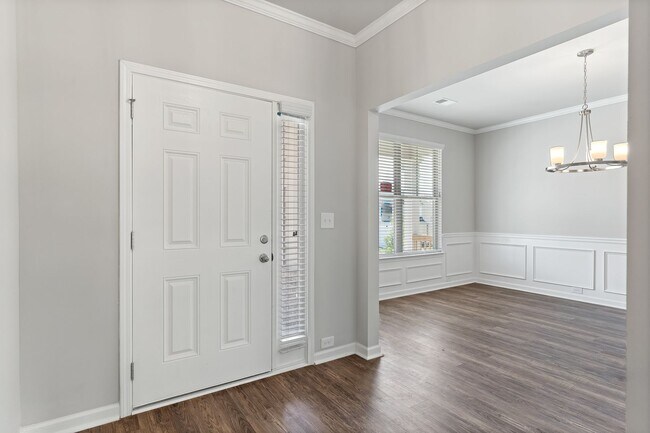 Foto del edificio - 4 Bedroom Single Family Home in Lithonia w...