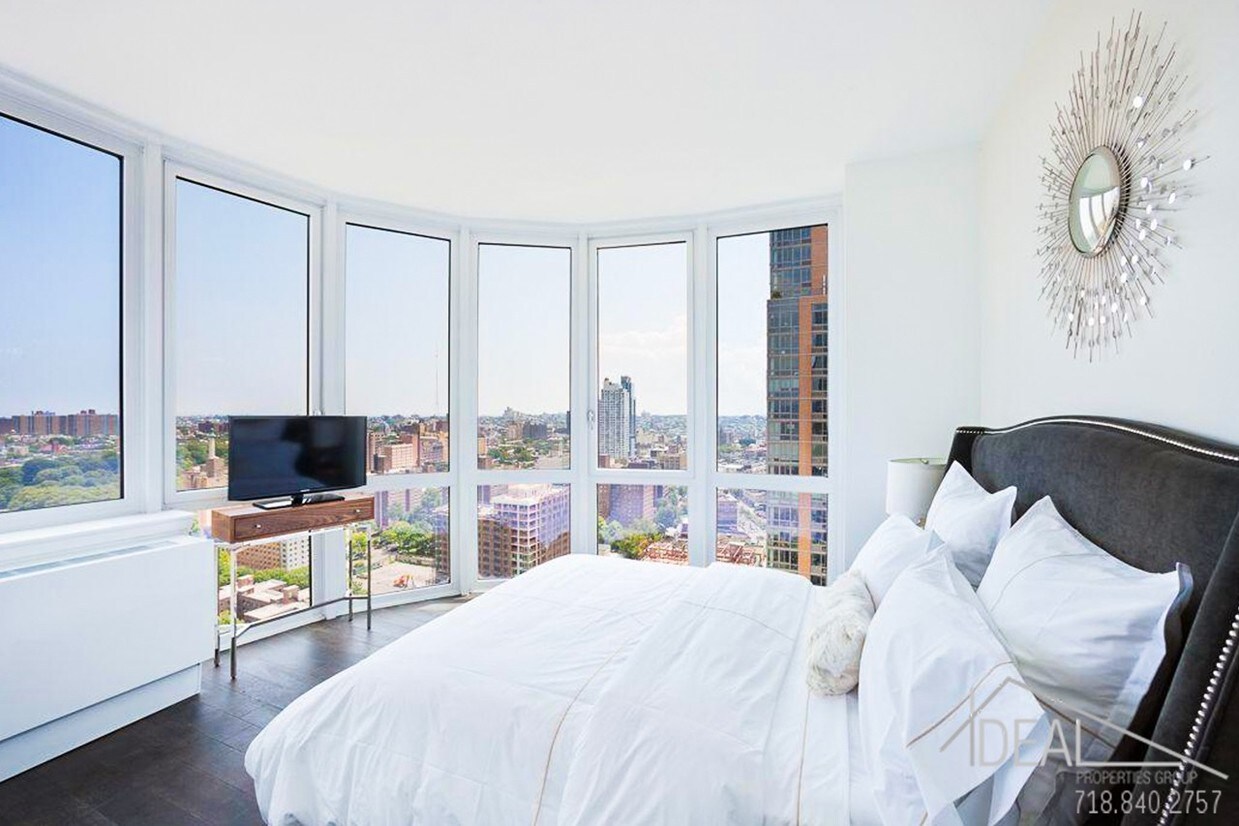 Foto principal - 305 Gold St
