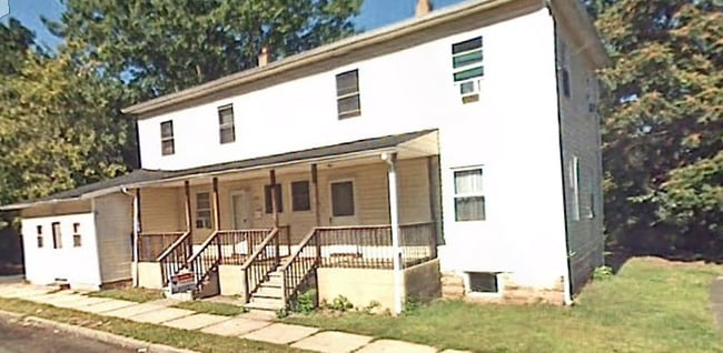 Building Photo - 1430 Willever St