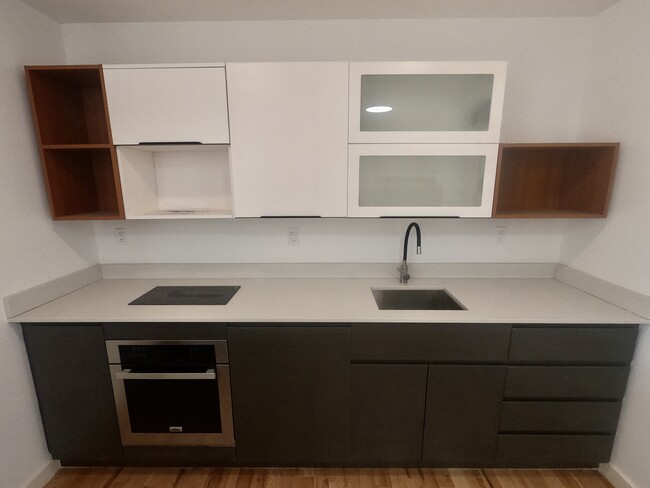 Foto del edificio - 30 Springside Ave