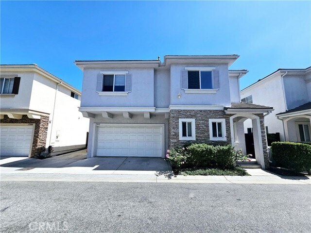 Foto del edificio - 15812 Crest Ln