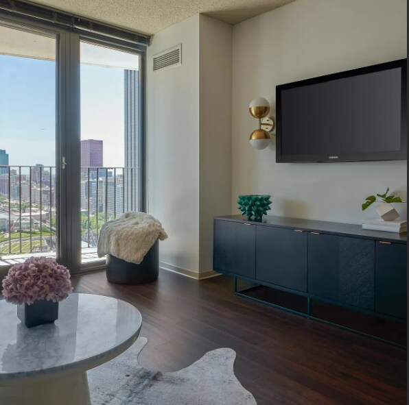 Foto del edificio - 235 N Columbus Dr