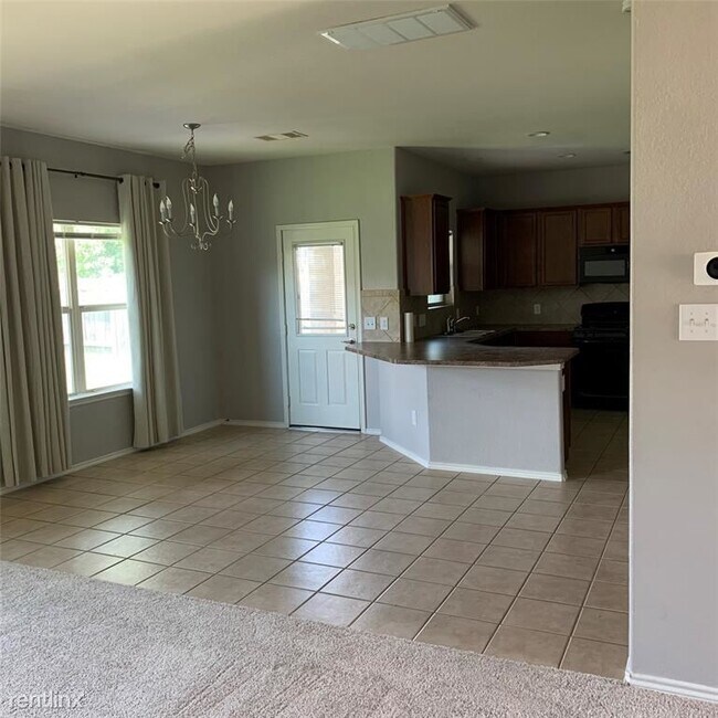 Building Photo - 4 br, 2 bath House - 10414 Whisper Bluff Dr