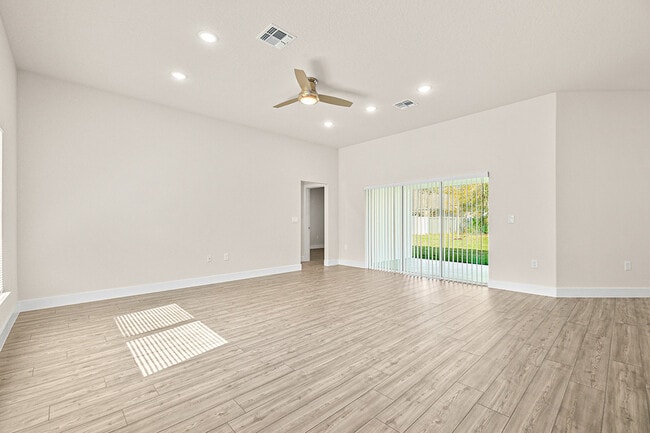 Building Photo - 81 Brushwood Ln