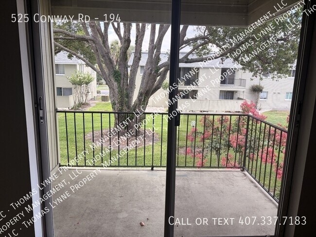 Foto del edificio - 525 Conway Rd
