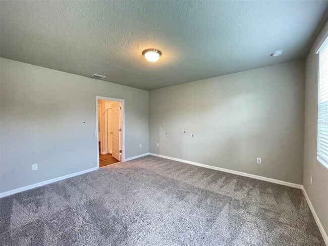 Building Photo - 994 RIVER CROSSING St