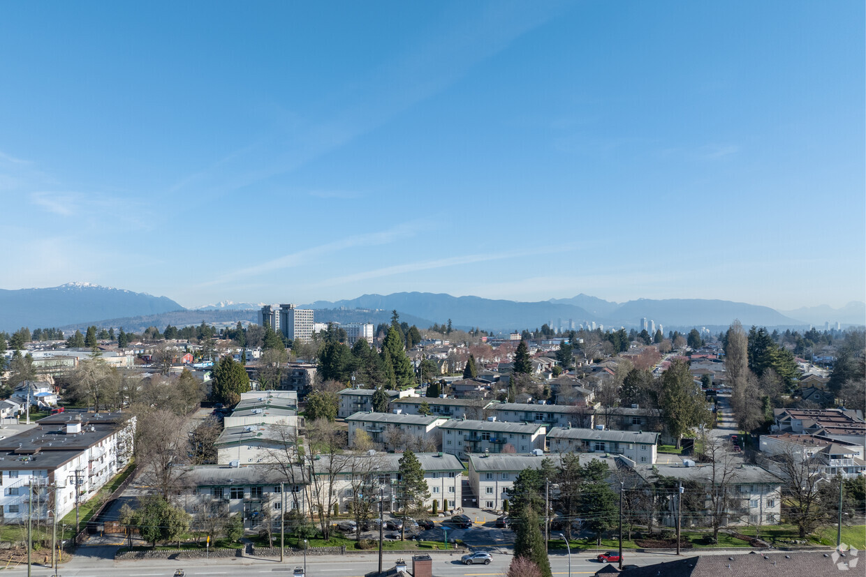 Aerial Photo - Hillside Gardens