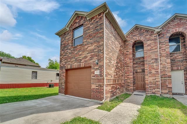 Building Photo - 338 Castleridge Dr