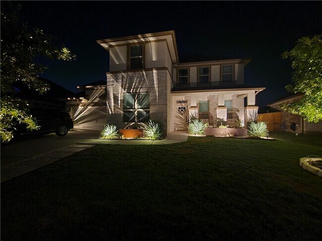 Building Photo - 12613 Twisted Root Dr