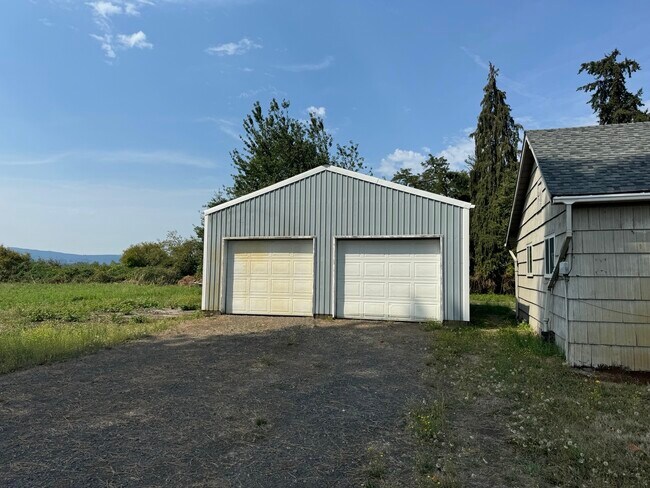 Building Photo - 36671 Ellis Farm Rd