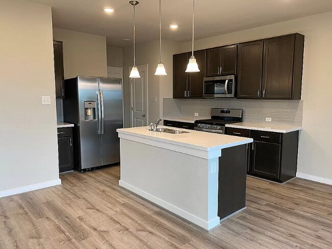 Kitchen - 17402 Bay Skipper Dr