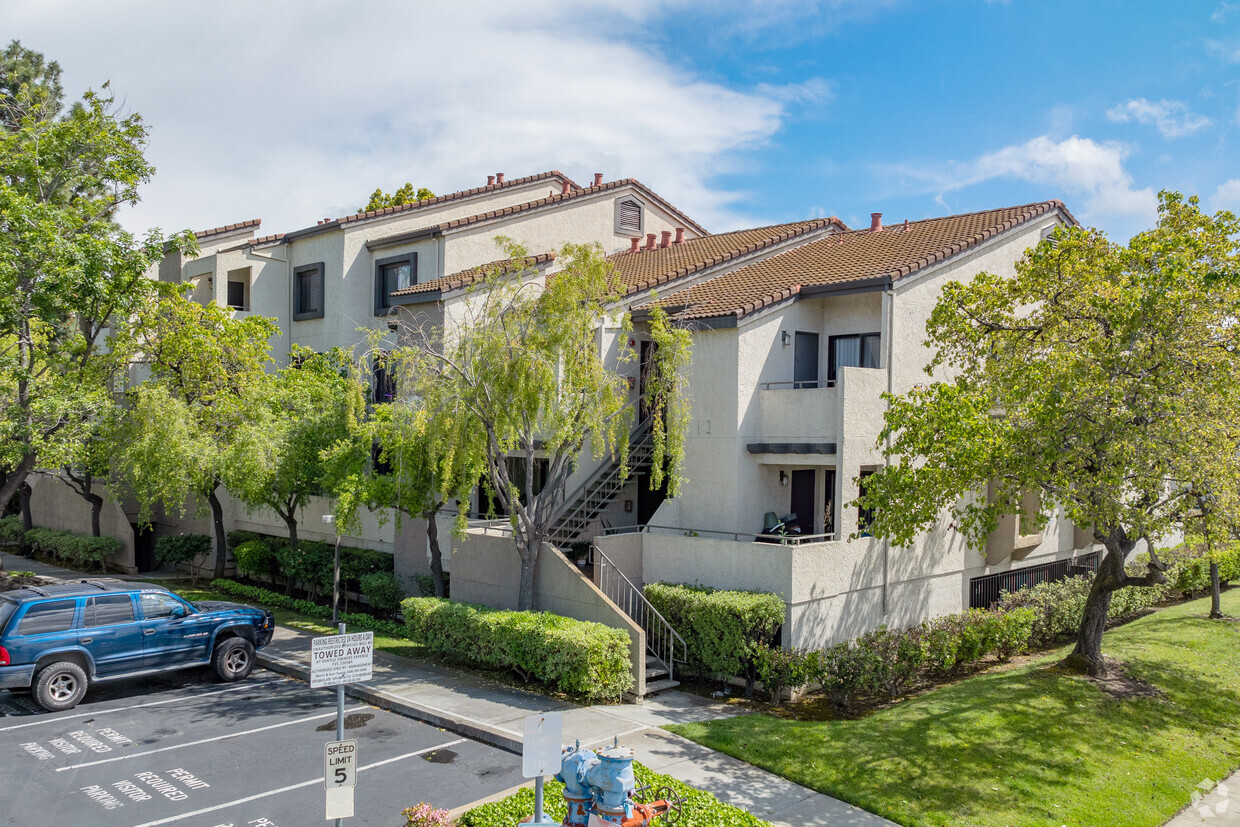 Edificio de la avenida 880 E Fremont - Cupertino Villas