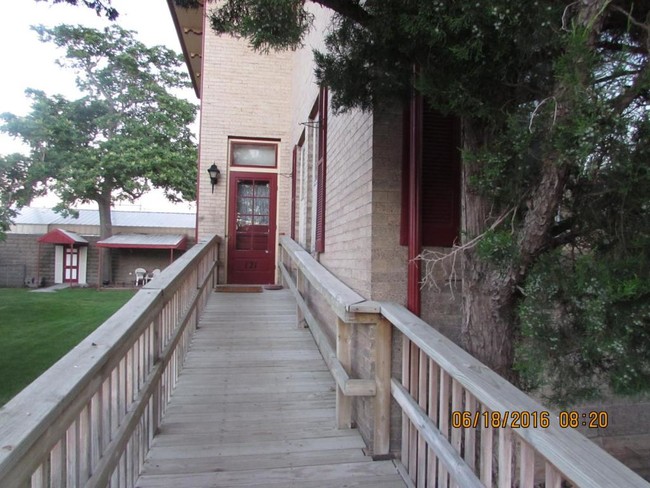 Building Photo - 123 S 2nd Street, Unit 2