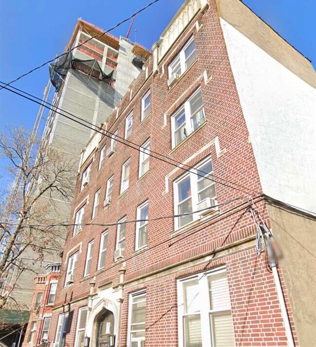 Foto del edificio - 16 Cottage St