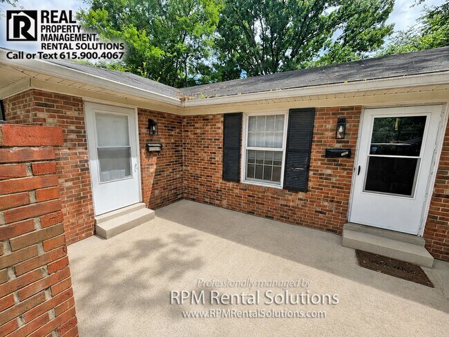 Foto del edificio - Wonderful 2BD/1BA duplex in the heart of Murfreesboro!