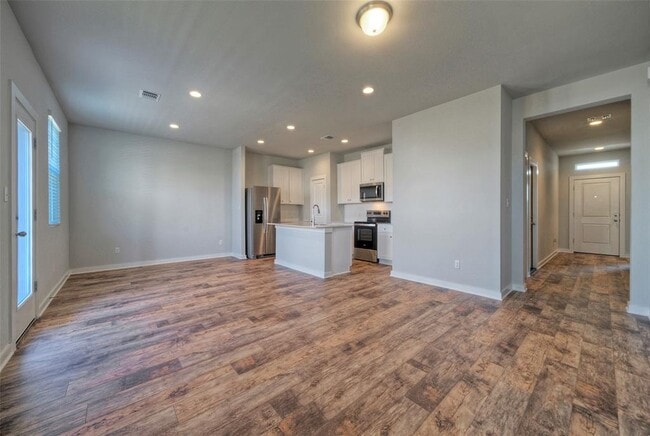 Building Photo - 2312 Castillo Dr