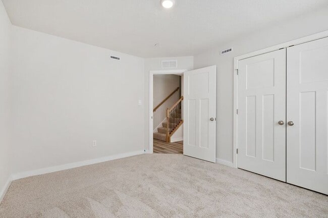 Photo - 305 Gable Ct Townhome