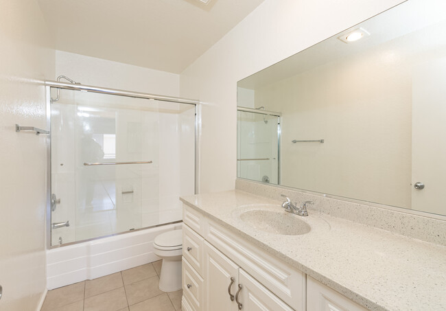 Foto del edificio - Wilshire Ardmore Regency
