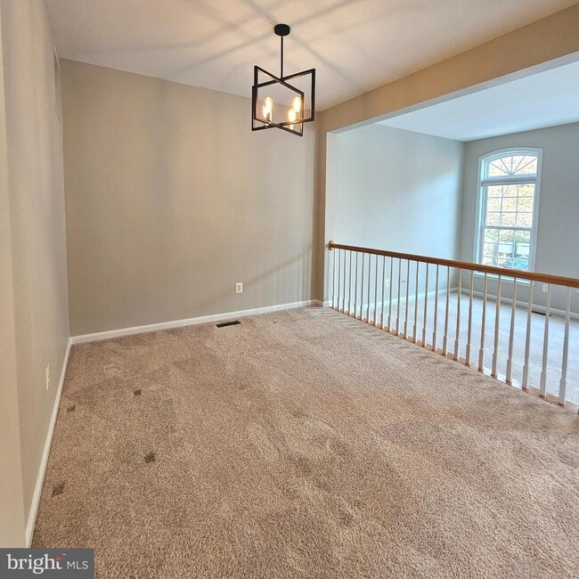 Building Photo - 3307 Beechcliff Dr