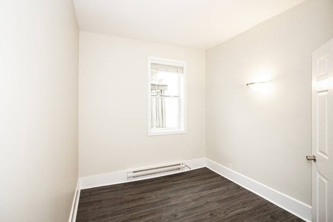 Building Photo - 309 Enfield Apartment