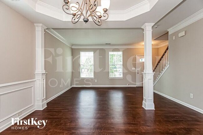 Foto del edificio - 1619 Eastway Dr