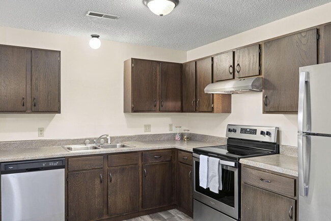 Building Photo - Sandstone Apartments