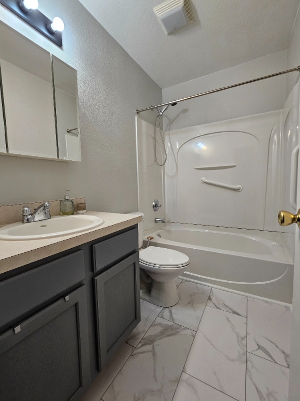 Building Photo - 1408 Riverside Dr