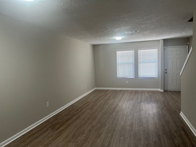 Foto del edificio - 5428 Cedar Ash Crossing