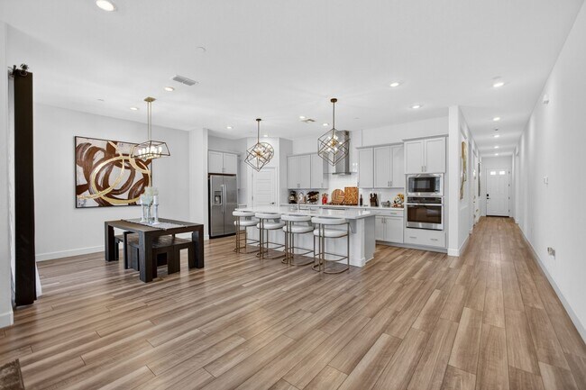 Foto del edificio - 5685 Sailrock St