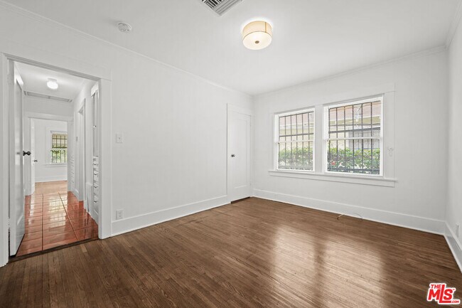 Foto del edificio - 5515 Ruthelen St