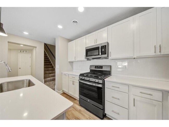 Foto del edificio - 10518 Weston Wy N
