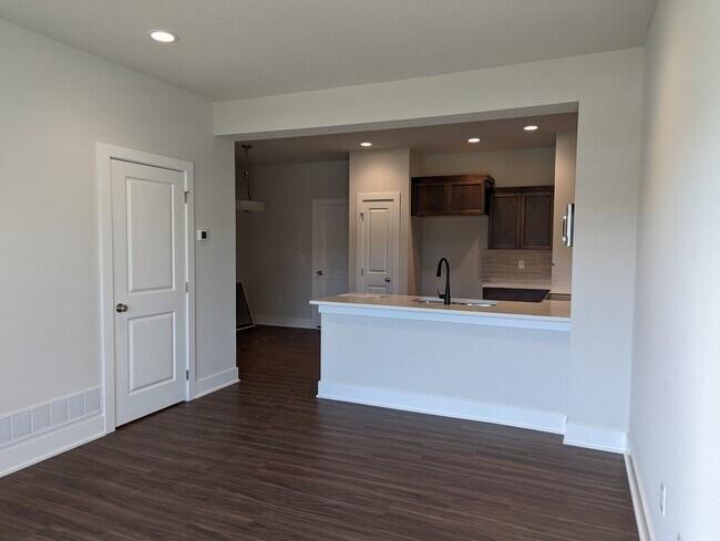 Foto del edificio - 1964 S Warrior Ln