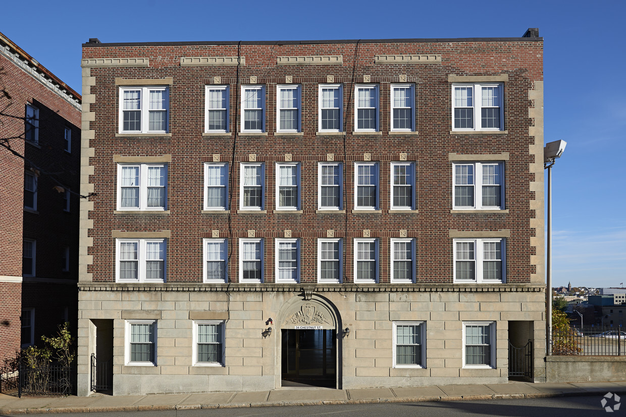 Building Photo - The Chestnut Street Apartments