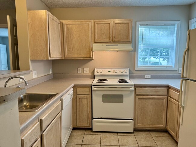 Building Photo - 3730 Pardue Woods Pl