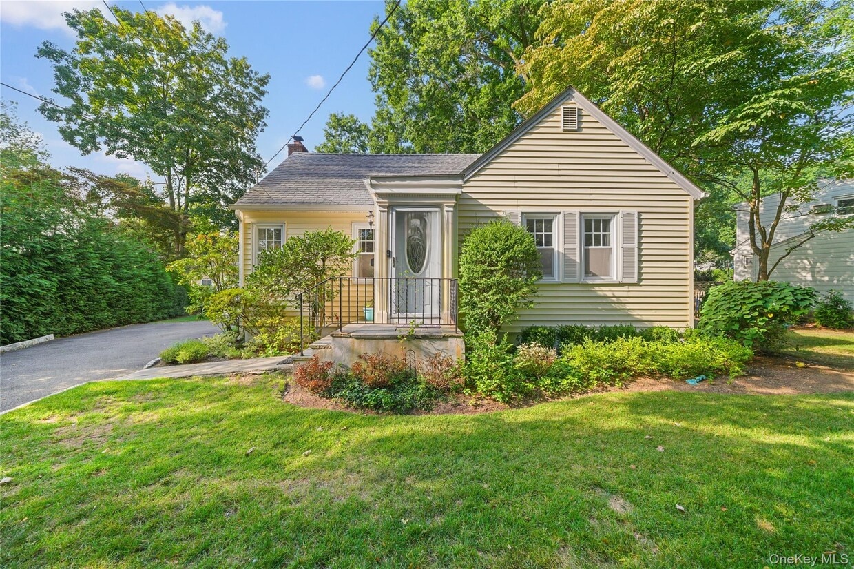 Primary Photo - 45 Gould Ave