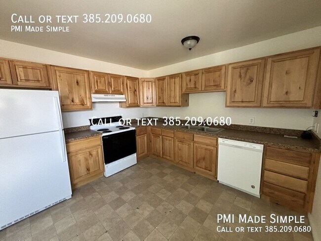 Foto del edificio - 567 N 880 E St