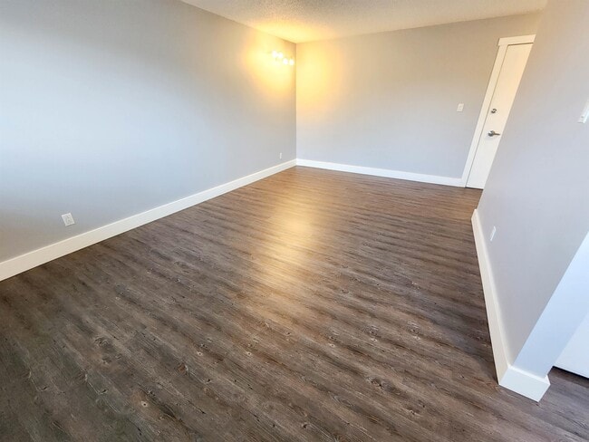 Building Photo - 4621 Veterans Way