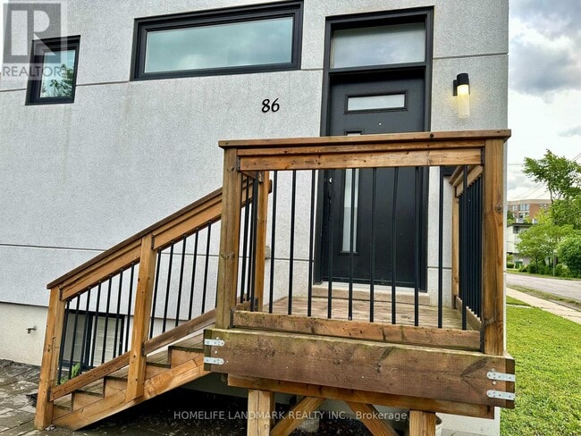 Building Photo - 86 Pemberton Ave