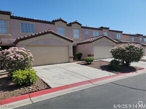 Building Photo - 2528 Sierra Bello Ave