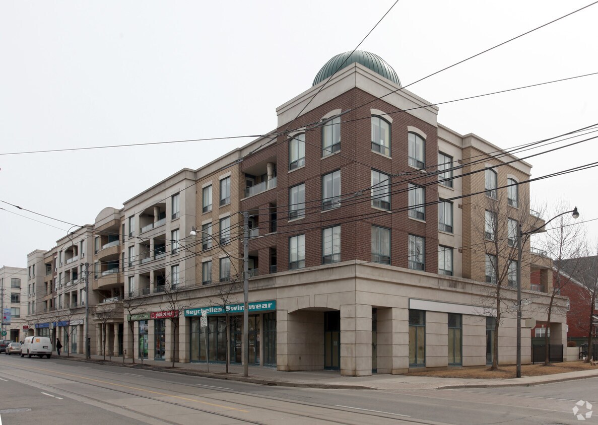 Building Photo - The Beach Condominiums 3