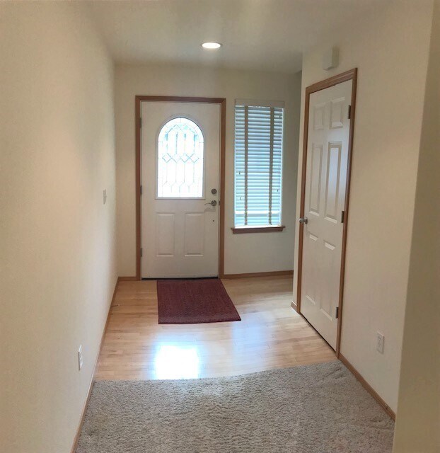 Foto del edificio - Mill Creek Beauty-Newly Updated and Rent Ready!