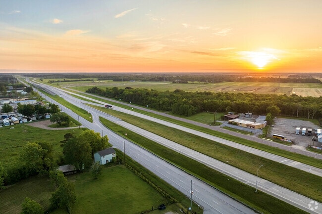 Residents commute via Crosby Freeway for access to Houston jobs and amenities.