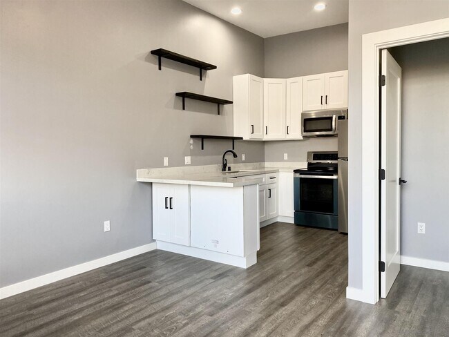 Foto del edificio - 6169 Acorn St